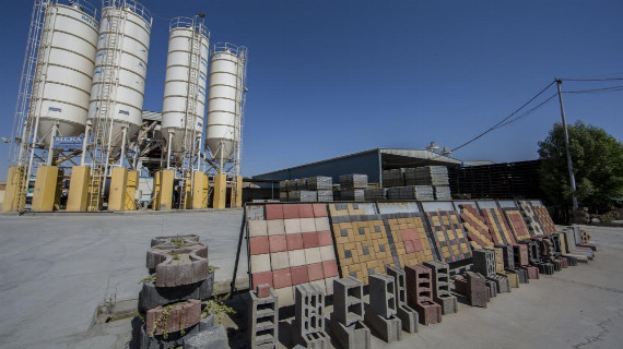 معمل إنتاج طابوق الرصف الخرساني (المقرنص) والقالب الجانبي (الكربستون)